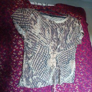 Cute Project Runway Snake skin print t-shirt
